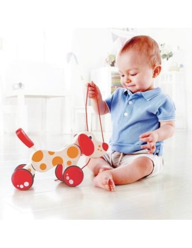 Oferta perrito Pepe de arrastre Hape (+12M) - Nappy.es