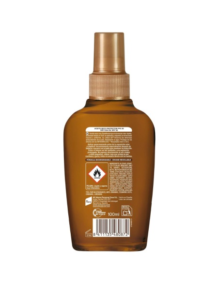 Aplicación del aceite solar Ecran Sunnique en la piel