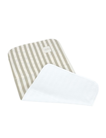 accesorios-carro-bebe-tonos-naturales-koku-baby.jpg