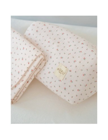 detalle-interior-impermeable-cambiador-flores.png