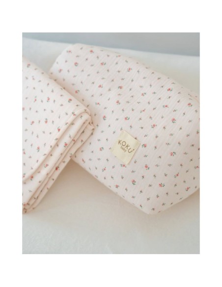 detalle-interior-impermeable-cambiador-flores.png