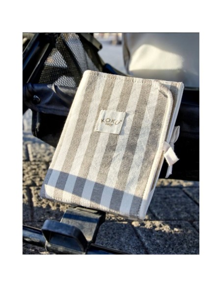cambiador-bebe-verano-rayas-gris-acolchado.jpg